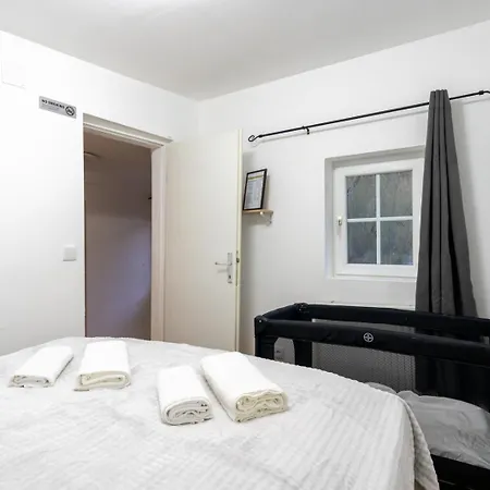55 M2 I 2 I Up To 5 Guests I Near Vienna * Kaltenleutgeben