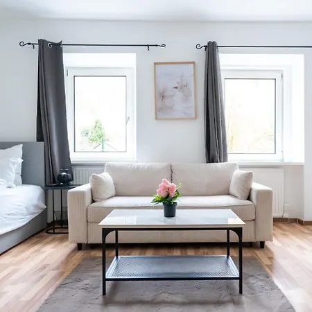 Appartement 55 M2 I 2 I Up To 5 Guests I Near Vienna *